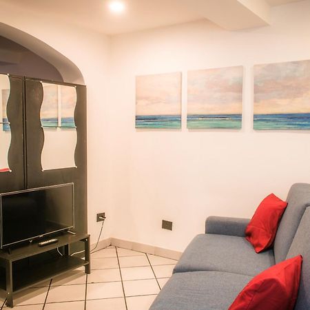 Free Parking - Appartamento In Centro Storico A Genova Exterior photo